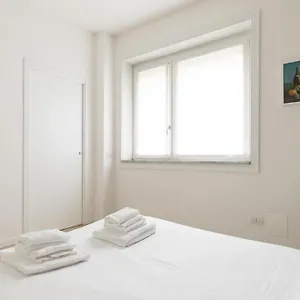 italianway-spontini-10.it-lombardy.com/
