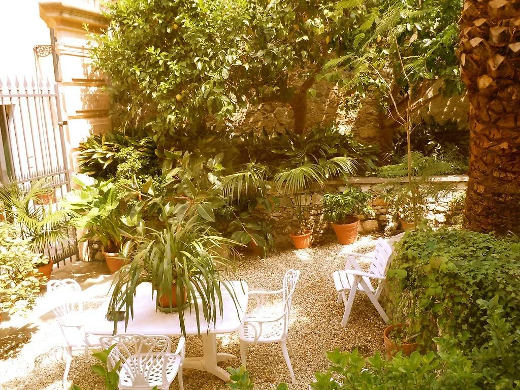 Hotel Due Mari Sestri Levante 4*,